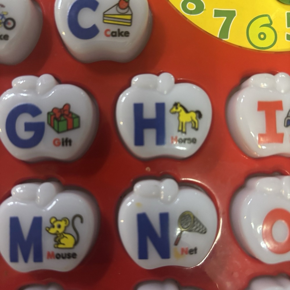 VTECH Alphabet Apple‎ Preschool Learning Phonics ABC's Music Lights And Sounds - Picture 5 of 7